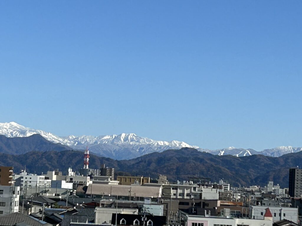 ２２.１２．３の近くの山