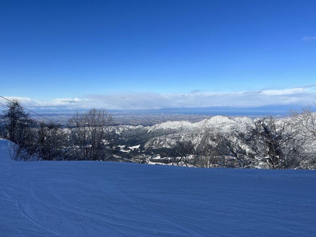 立山山麓スキー場から見た景色